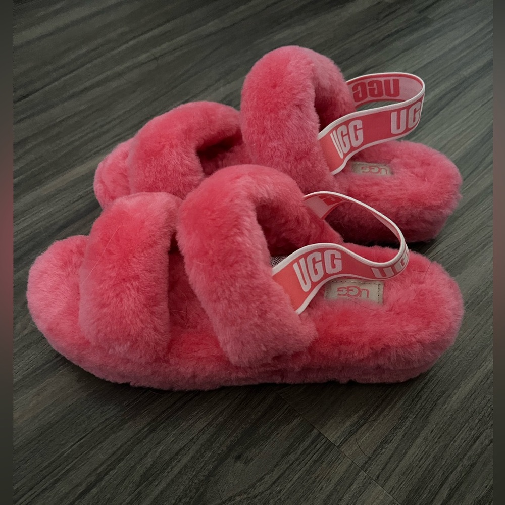 UGG pink fluffy sandals size 8